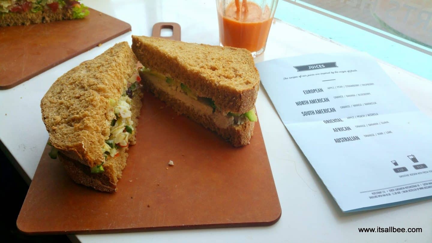 Amsterdam Brunch | These Are The Best Brunch Places In Amsterdam #food #foodie #netherlands #brunch #tours #juice #traveltips #europe #getinmybelly