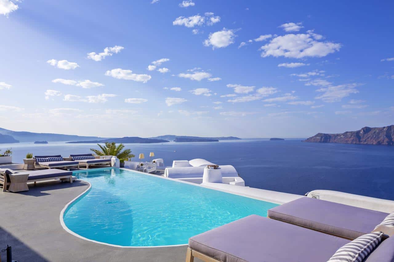 Katikies Hotel Santorini- The Best Hotels In Santorini | caldera view hotels in santorini | best luxury hotels santorini