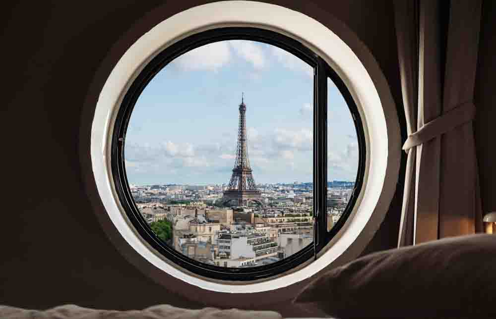 Paris hotels with eiffel tower view