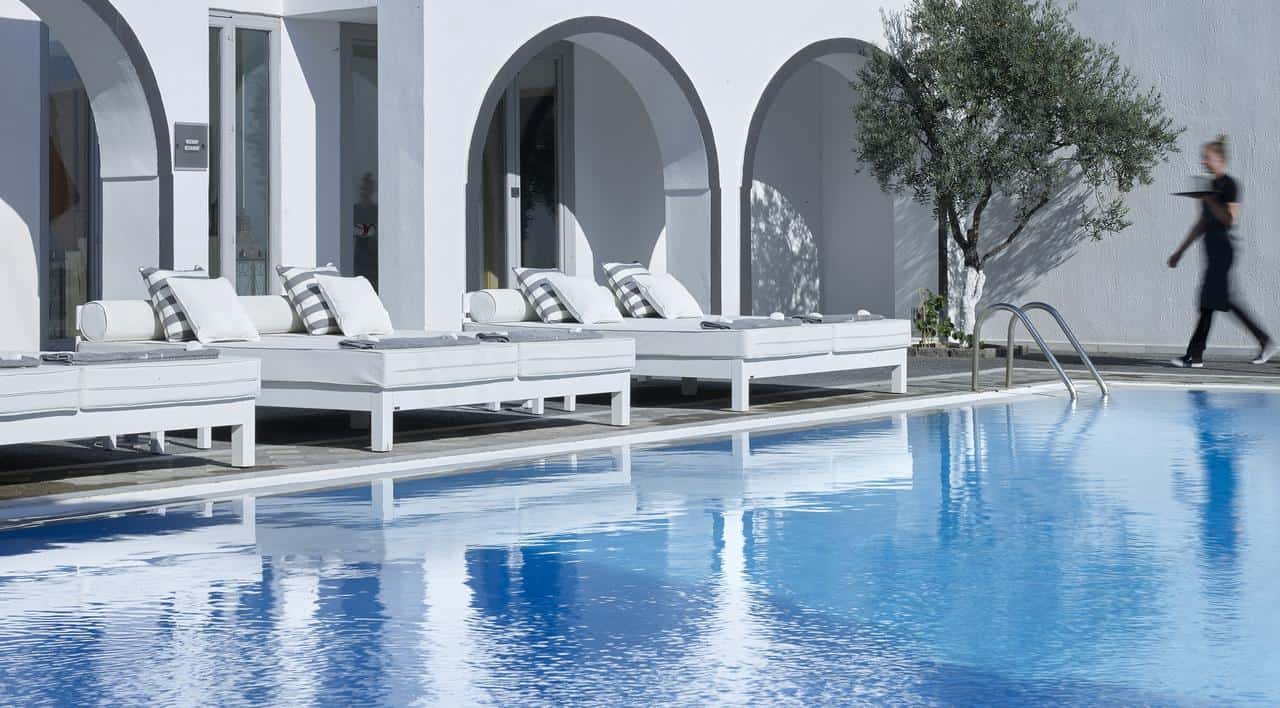 The Best Hotels In Santorini | best hotels in fira santorini