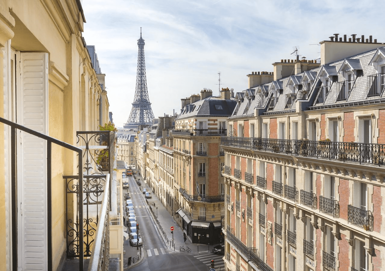 hotels with eiffel tower view balcony - Elysées Union Hotel and Apartments - Paris Hotels With Views Of Eiffel Tower