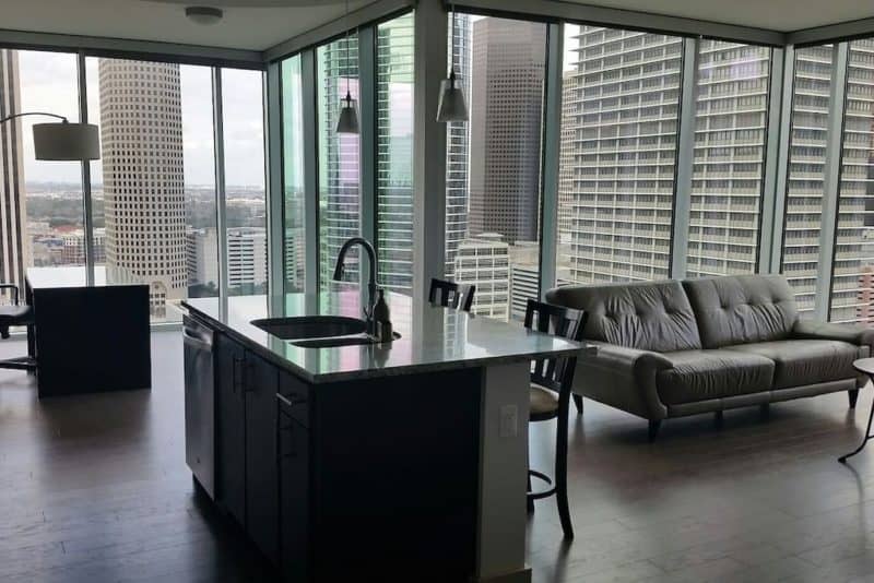 15 Best Houston Airbnb Rentals For Every Budget ItsAllBee Solo