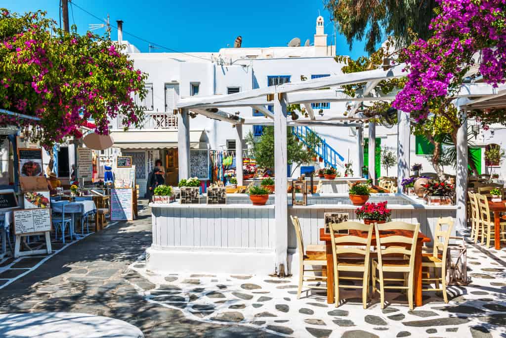 Greece Itinerary - The Perfect Itinerary For Athens Santorini And Mykonos