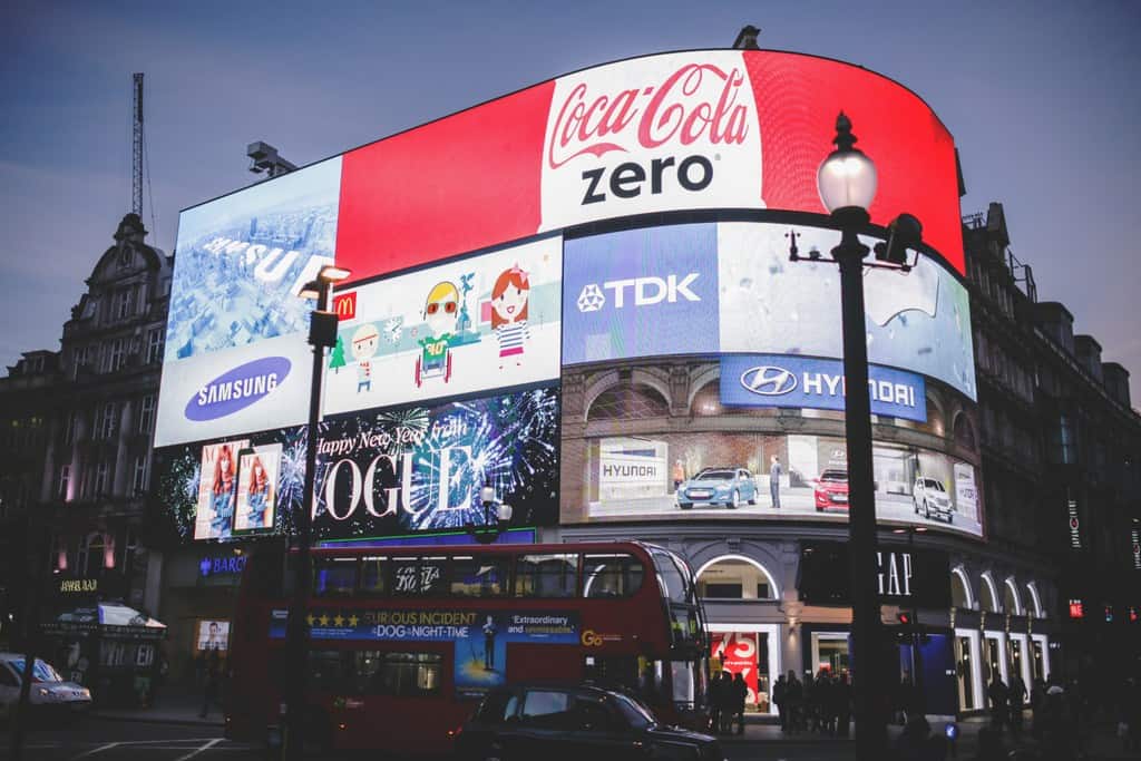 ONDE FICAR EM LONDRES | UM GUIA DAS MELHORES ÁREAS PARA FICAR EM LONDRES - #Hotéis #Londres #dicasdeviagem #shoreditch #londoneye #bigben #piccardily