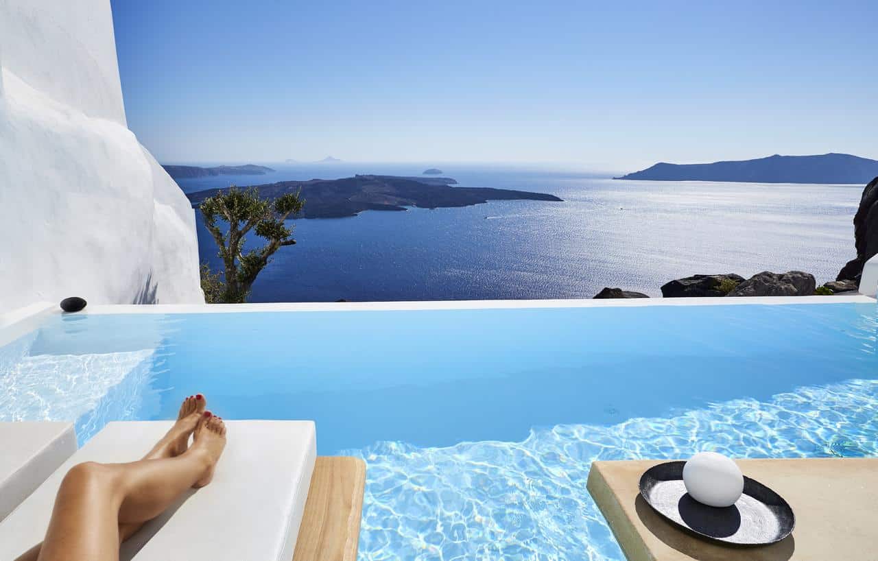 Best Santorini Villas With Infinity Pools  - Perfect villa with private infinity pools as well as suites with amazing breaktaking views of the Santorini volcano 
