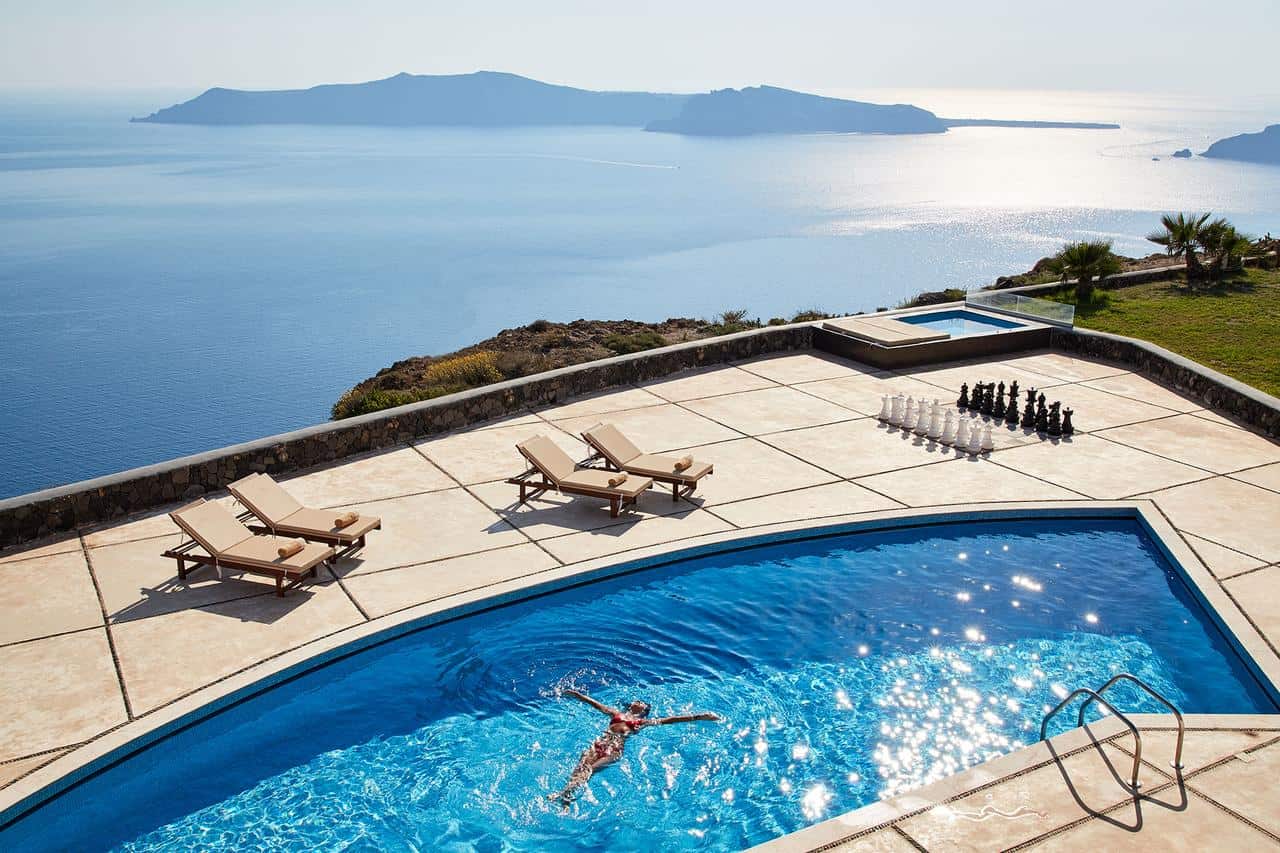 Best Santorini Villas With Infinity Pools  - Perfect villa with private infinity pools as well as suites with amazing breaktaking views of the Santorini volcano 