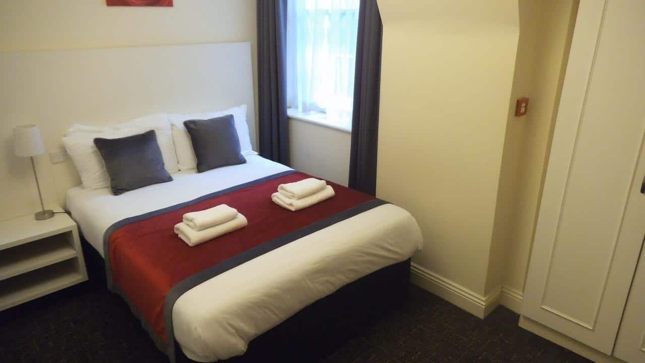 Cheap Hotels In London Near Euston To Check Out - The best cheapest hotels in euston london. Perfect for those that want to be close to Euston Railway station and Kings Cross St Pancras for the EuroStar - The best cheapest hotels in euston london. Perfect for those that want to be close to Euston Railway station and Kings Cross St Pancras for the EuroStar.