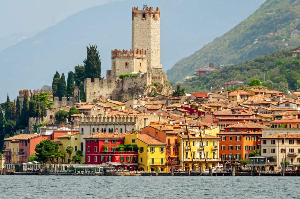 7 Of Best Towns on Lake Garda - Italy's Hidden Holiday Riviera - Exploring Malcesine, Garda, Limone sul Garda, Riva del Garda, Desenzano del Garda, Gardone, Sirmone and more! Lago di Garda #Italy #traveltips #beaches #lakes #adventure