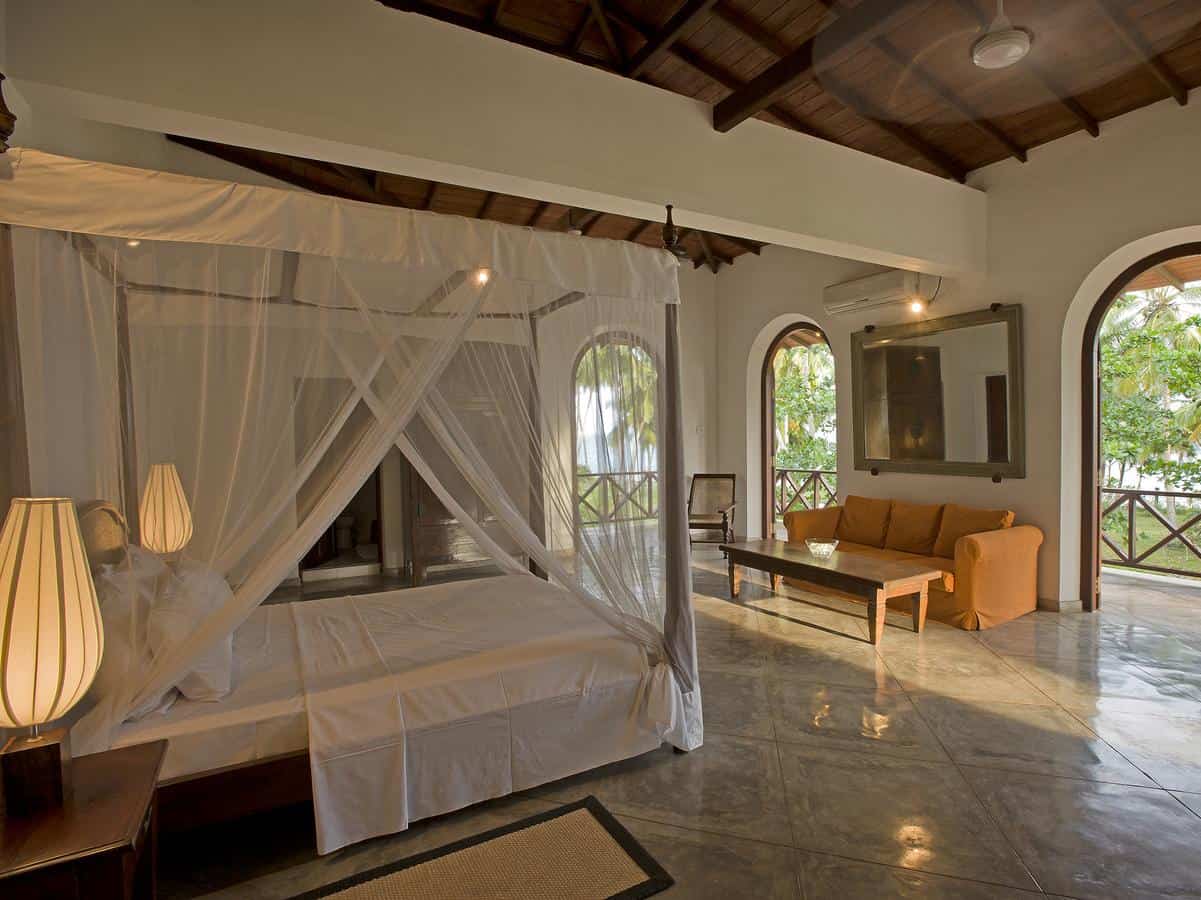 The Best Luxury Beach Villas In Sri Lanka - Perfect beach houses sri lanka on the beach with sea views. With easy access to sights like galle fort, tea terraces, and many other attractions in Sri Lankan south coast