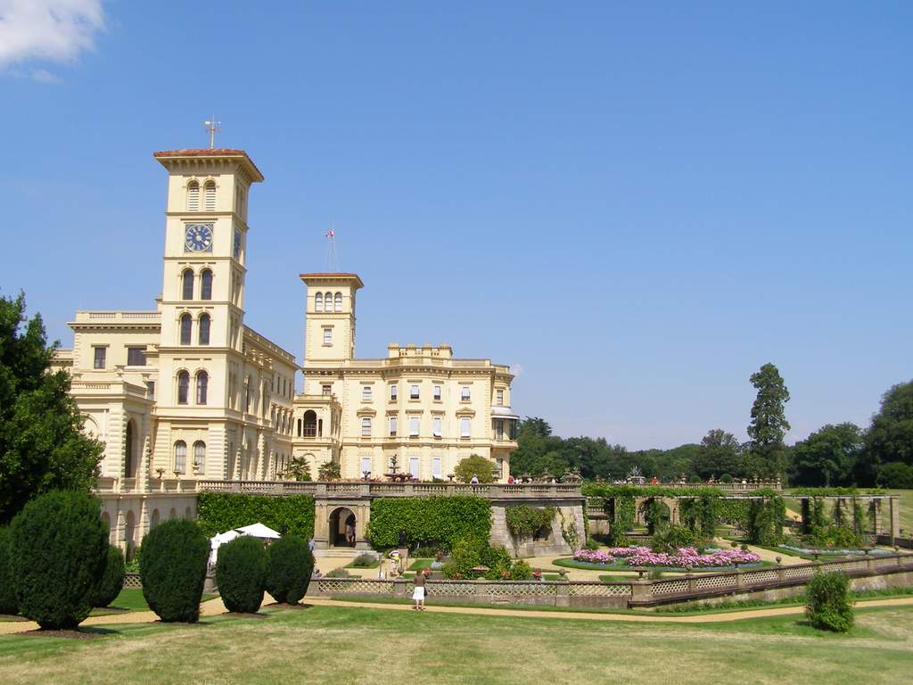 The Best Day Trips from London - #London #daytrips #traveltips #adventure #train #roadtrips #adventure #views #durdledoor #oxford #Cambridge The Best Day Trips from London