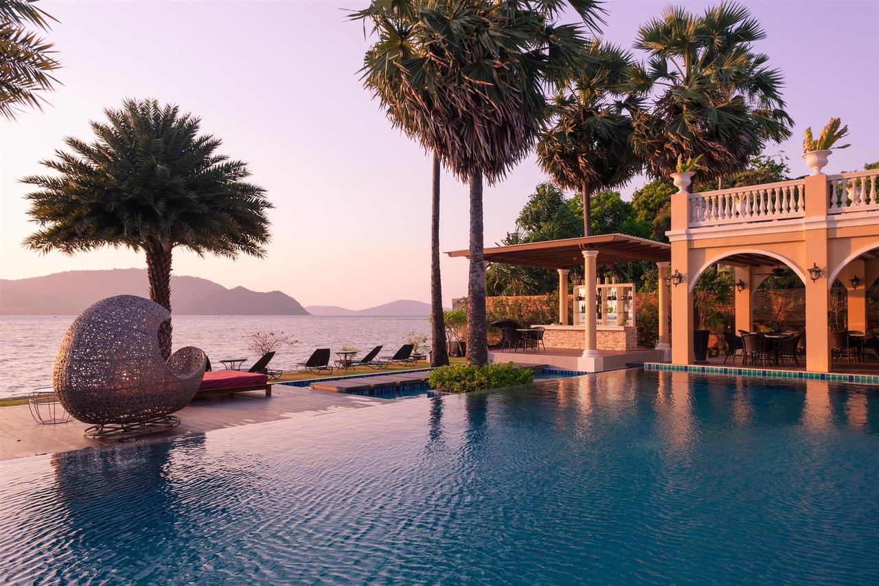 Luxury Beachfront Villas Phuket Has To Offer - The Best Beach Villas In Thailand