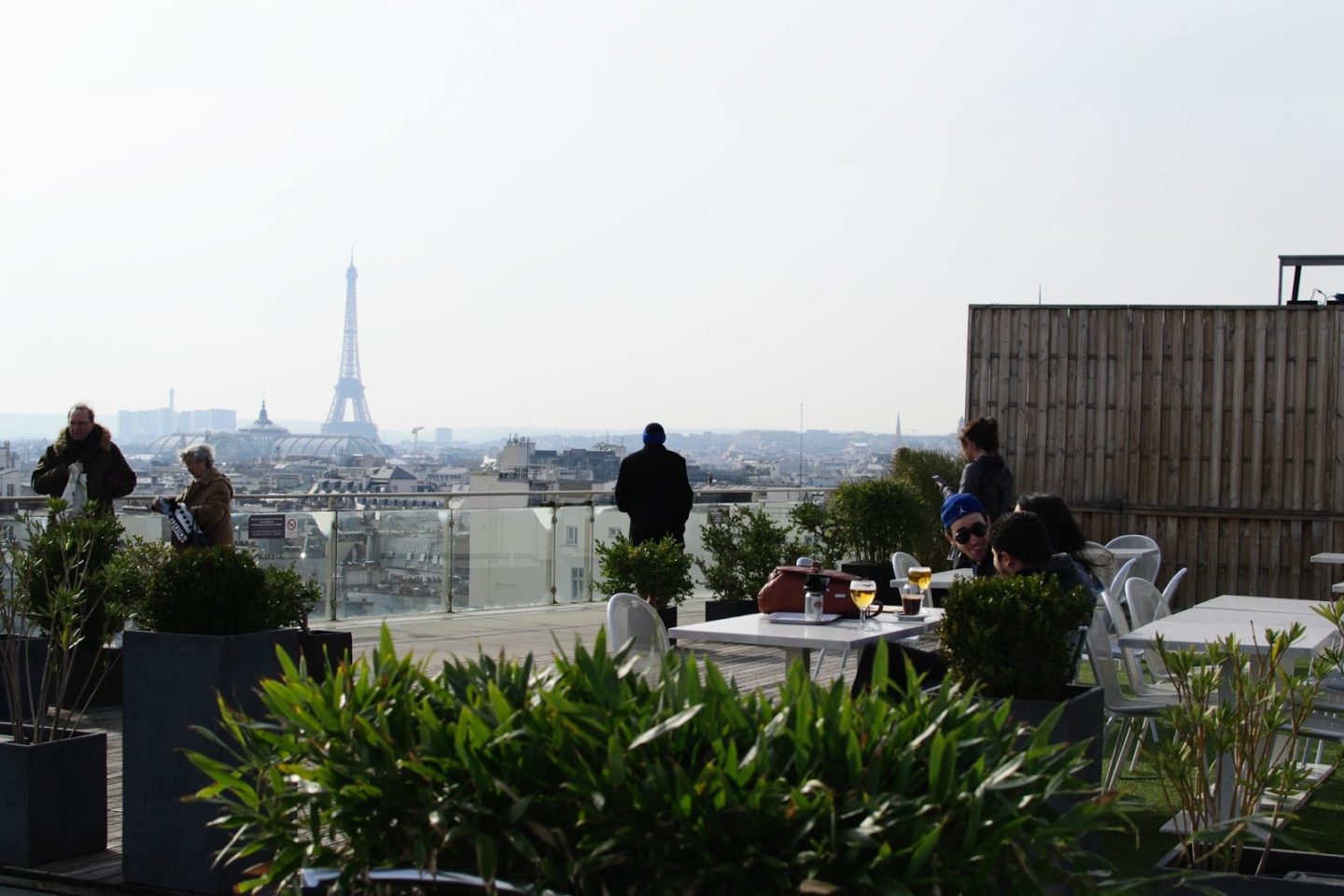 The Best Viewpoints In Paris - The Best Places To View Parisian Skyline - Tips on best view of Eiffel Tower, best views in Paris from Montparnasse, Notre Dame, Centre Pompidou, sacré cœur and more. 