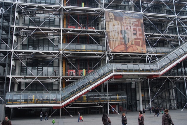 The Best Viewpoints In Paris - The Best Places To View Parisian Skyline - Tips on best view of Eiffel Tower, best views in Paris from Montparnasse, Notre Dame, Centre Pompidou, sacré cœur and more. #paris #traveltips #france # views #vacation #europe #champselyses #siene #louvre 