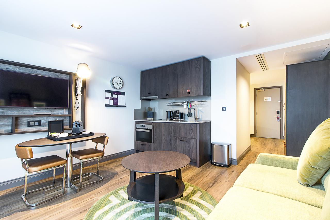 The Best London Hotels with Self Catering Facilities - ItsAllBee | Solo Travel & Adventure Tips