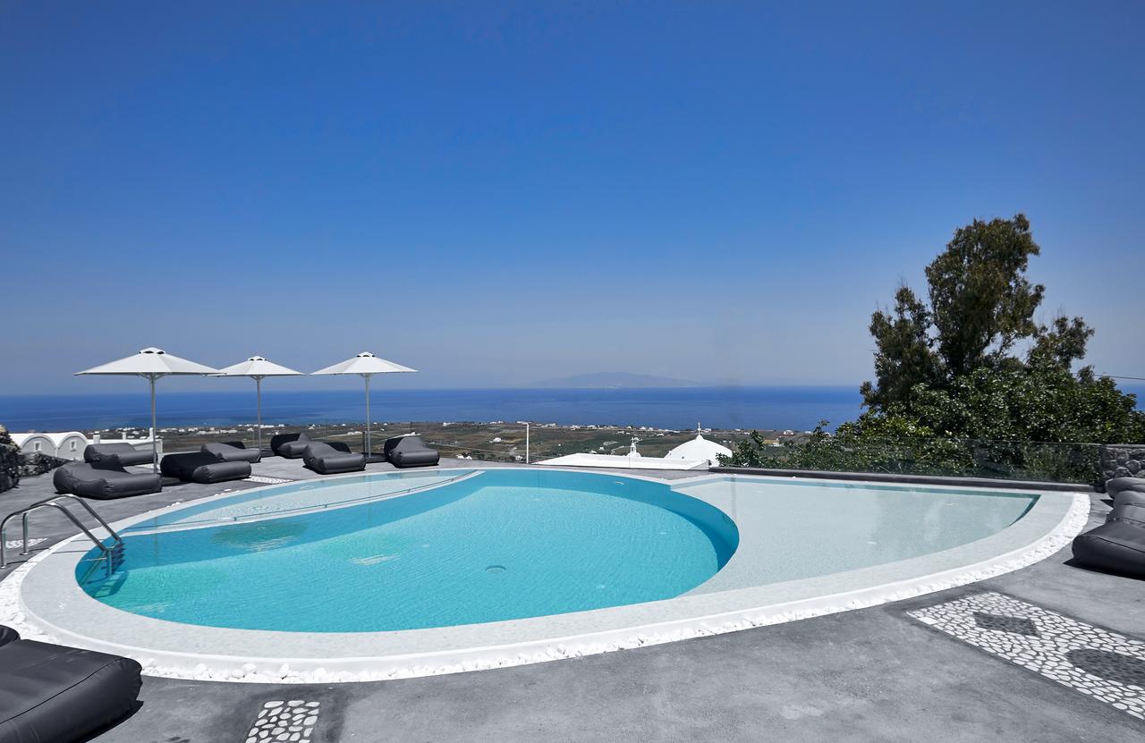 Top 10 Cheap Hotels In Oia Santorini