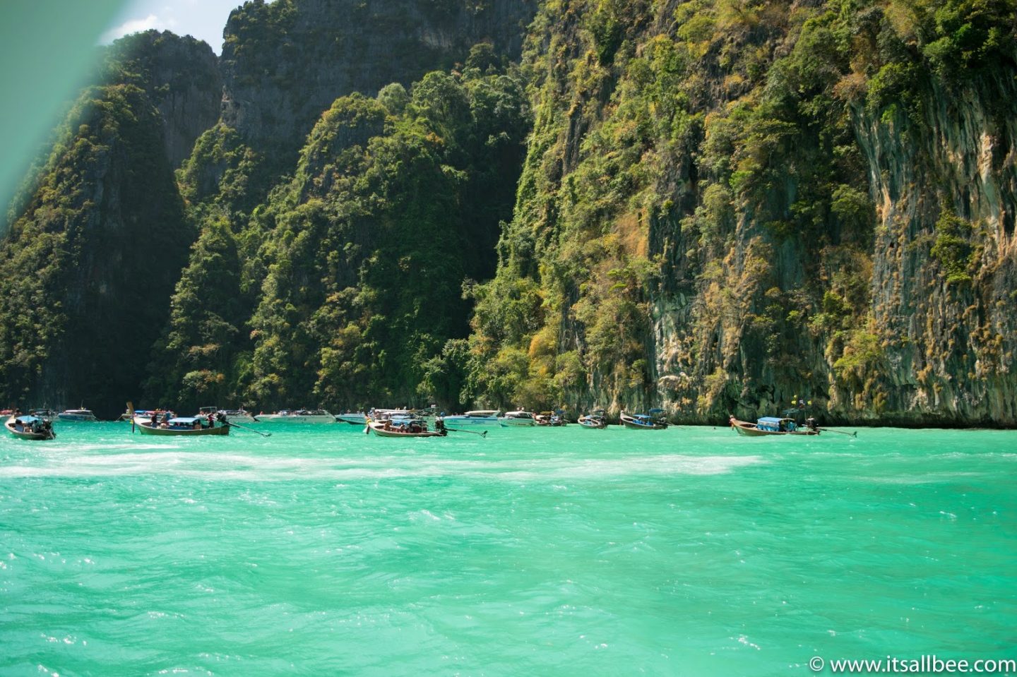 An Epic Phuket Itinerary For Island-Hopping Adventures & Beach Bumming - The perfect 5 days Phuket itinerary also perfect for those looking for things to do in Phuket in 3 days or places to visit in phuket in 4 days. Everything you need to know on what to do in Phuket for a week. #Hotels #Tours #Eating #kohphiphi #PhangNgaBay #Patong #nightlife #oldtown #beaches #vacation #thailand #daytrips #packingtips #sunshine #mayaba