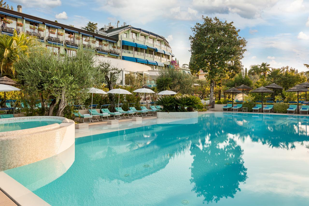 Hotel Sirmione vicino terme. Hotel Sirmione con piscina. Hotel a sirmione con terme. Sirmione 