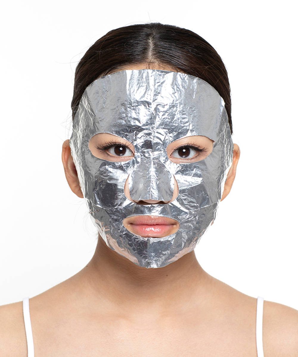 Best sheet masks For Flights - Top 15 moisturising sheet masks perfect for flights to arrive looking rested and refreshed. Includes the best Korean sheet mask, sheet mask for sensitive skin, sheet mask for glowing skin and more. #Garnier #SKII #lemer #esteelauder #itsallbee #clarins #origins #lancome #missha #skincare #beauty #essentials 