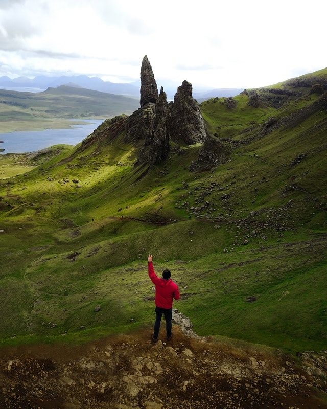 Scotland packing list | what to pack for Scotland in July | what to wear in Scotland | shoes for scotland | jackets for scotland