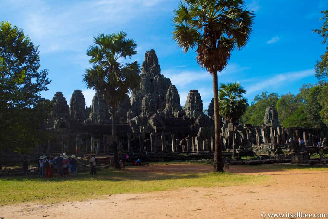 Cambodia Travel Tips - Things to know before travelling to Cambodia - Is Cambodia safe for tourists, what to bring when travelling to Cambodia, cambodia travel tips and advice, laws for tourist, things to see in Cambodia and places to visit. Best currency for Cambodia and all your need to know in terms of how much mony to bring and other travel tips. #southseaasia #traveltips #siemreap #angkorwat #taprohm #bayon #phrnompenh