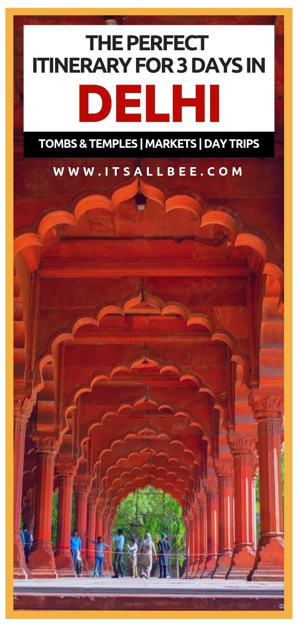 The perfect Delhi itinerary for 3 days - Delhi travel guide with things to do, places to visit in Delhi, how to get around in Delhi, day trips from Delhi, visa info and more. Delhi travel incredible India #ASIA #GOLDENTRIANGLE #femaletravellers #solotravel #adventure - delhi travel photography - delhi india market - delhi india streets - delhi india streets