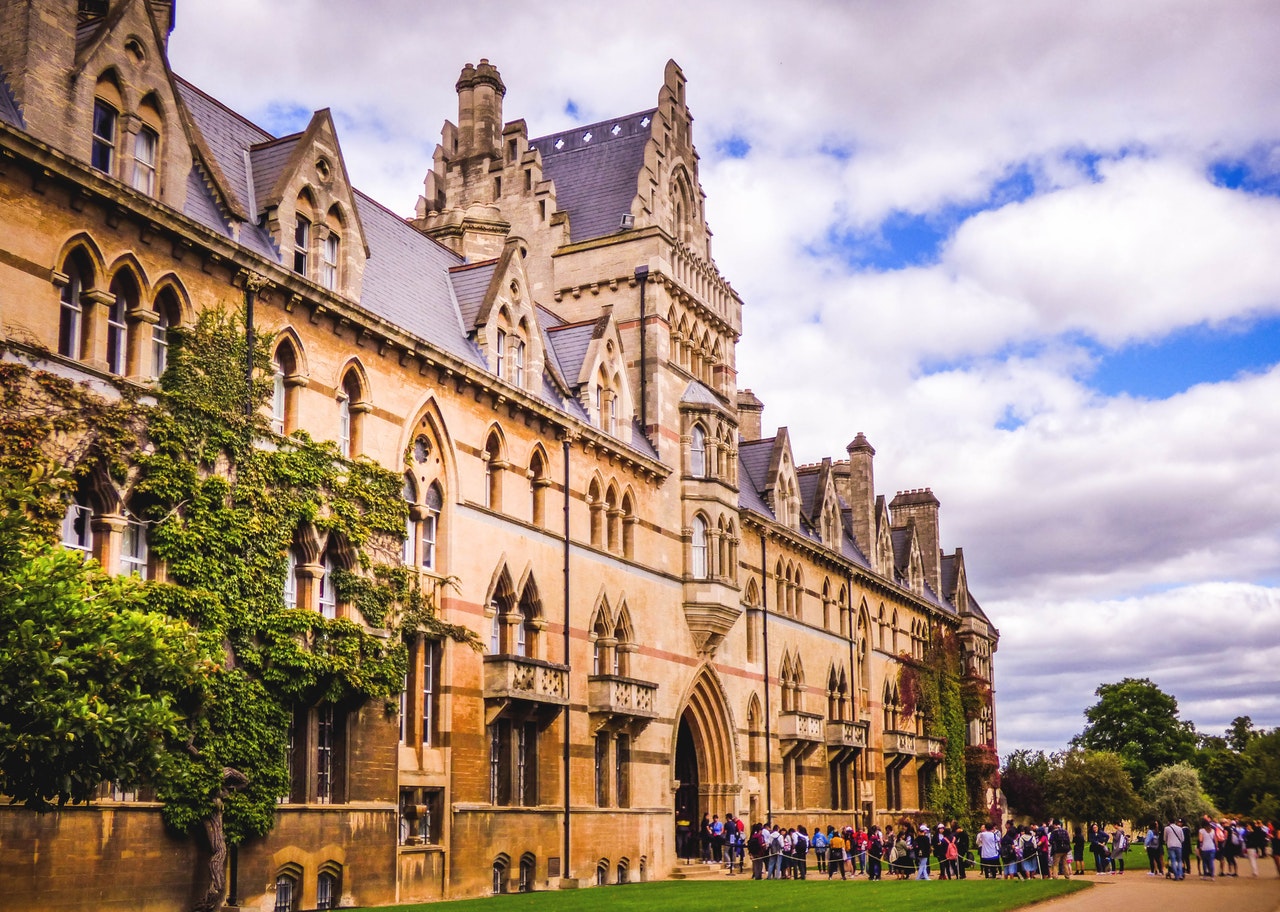 Harry Potter walking tour Oxford | Oxford University tours Harry Potter | Oxford Harry Potter walking tour