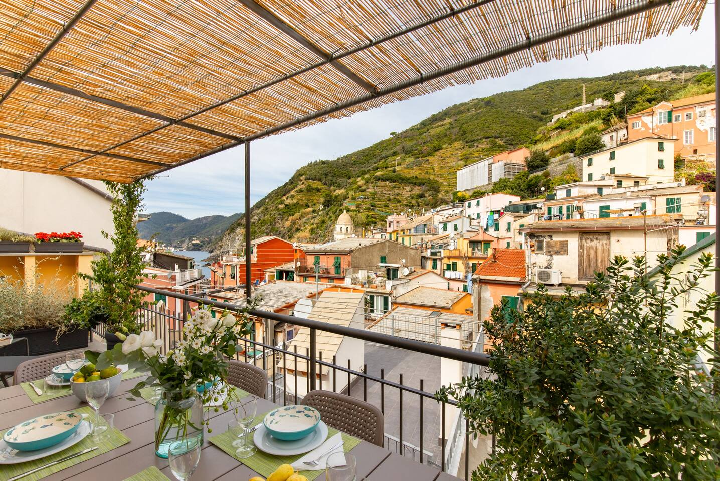 14 Best Airbnbs In Cinque Terre