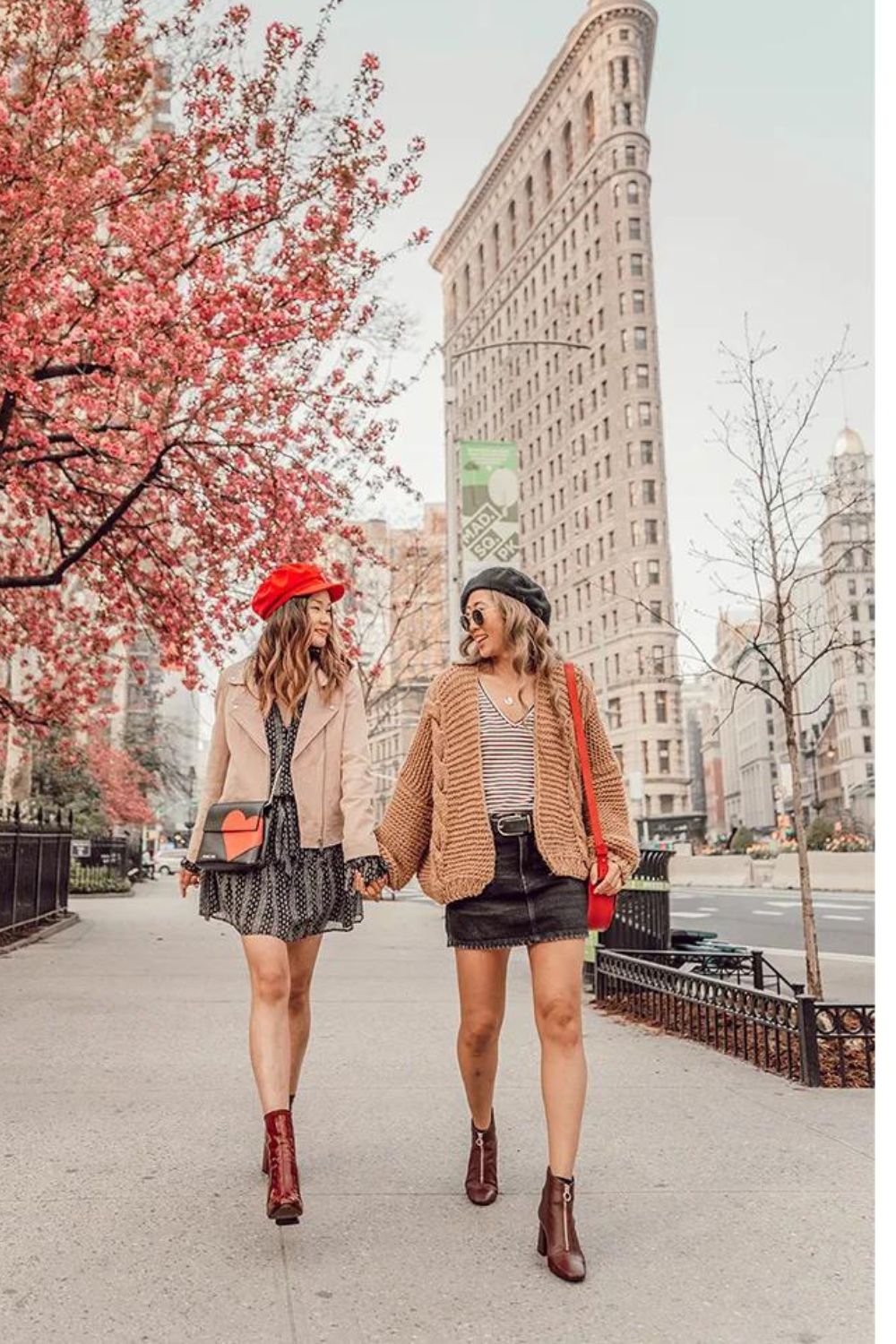 Experience the essence of New York fall fashion with our guide to chic and comfortable outfit ideas. Discover the perfect attire for exploring the city, from sophisticated brunch ensembles to vibrant sightseeing looks, complete with a comprehensive packing list. Dive into the metropolitan style! New York Fall Outfits | New York Fall Outfit Casual | New York Fall Fashion Style | New York Aesthetic | NYC Aesthetic | New York City Aesthetic | NYC Life | New York Packing List | What To Wear New York