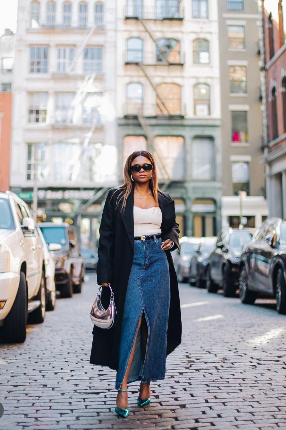 Dive into the essence of New York fashion with our outfit guide on chic styles perfect for Spring, Summer, Winter and Fall. From layering essentials to sophisticated accessories, discover how to blend warmth with iconic NYC flair for all your winter outings. Outfit Ideas | New York Outfit Spring | New York Outfits Spring | Outfit Inspiration | Casual Outfit | Outfit Inspo | Winter Outfit | Cute Outfit | Fashion Outfit | Fashion | Summer Outfit | New York Packing List | What To Wear New York Dive into the essence of New York fashion with our outfit guide on chic styles perfect for Spring, Summer, Winter and Fall. From layering essentials to sophisticated accessories, discover how to blend warmth with iconic NYC flair for all your winter outings. Outfit Ideas | New York Outfit Spring | New York Outfits Spring | Outfit Inspiration | Casual Outfit | Outfit Inspo | Winter Outfit | Cute Outfit | Fashion Outfit | Fashion | Summer Outfit | New York Packing List | What To Wear New York