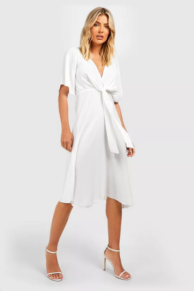 Discover the epitome of summer elegance with our guide to the best white summer dresses. From breezy linens to elegant midi styles, find a perfect dress for any occasion, ensuring comfort and chic all season long. White Summer Dress | White Summer Dresses | Summer Dress | White Summer Dress Long | White Summer Dresses Long | White Dress | Sundress | Beach Dress | White Outfit | Casual Dress | Sun Dress | White Mini Dress | Boho Dress | Sundress | Cute Dress | Long Dress | Vacation | Short Dress