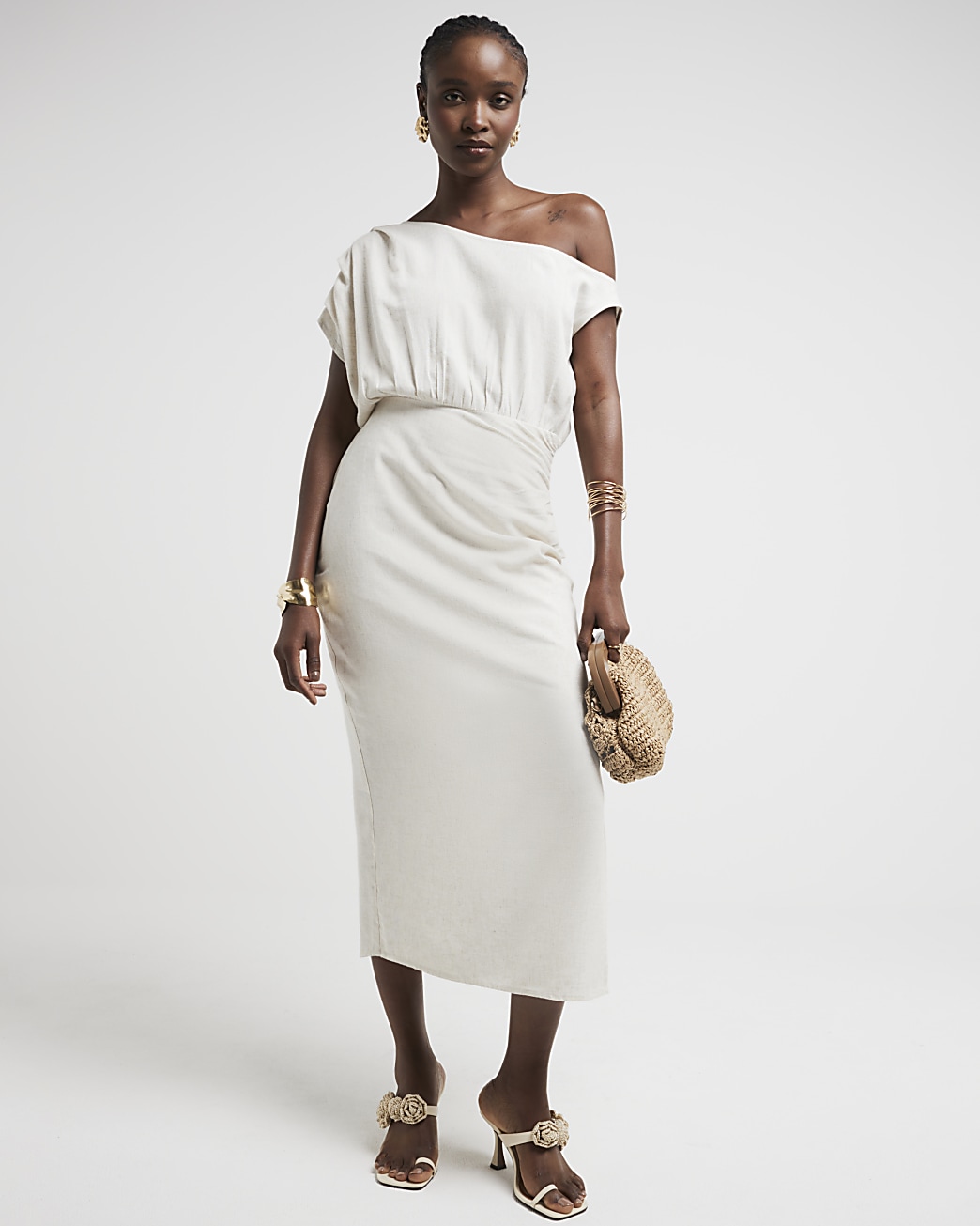 Discover the elegance and versatility of white linen dresses. From midi to maxi, strapless to tiered, explore the best styles for summer outings, elegant dinners, and casual chic days. White Linen Dress Outfit | White Linen Dresses For Summer | White Linen Dresses With Sleeves | Wite Linen Dresses For Sale | White Linen Dress With Pockets | White Linen Dresses For Ladies | Linen Dress Short | White Linen Dress Sleeveless | White Linen Dress Long | White Linen Dress Mini | White Summer Dress