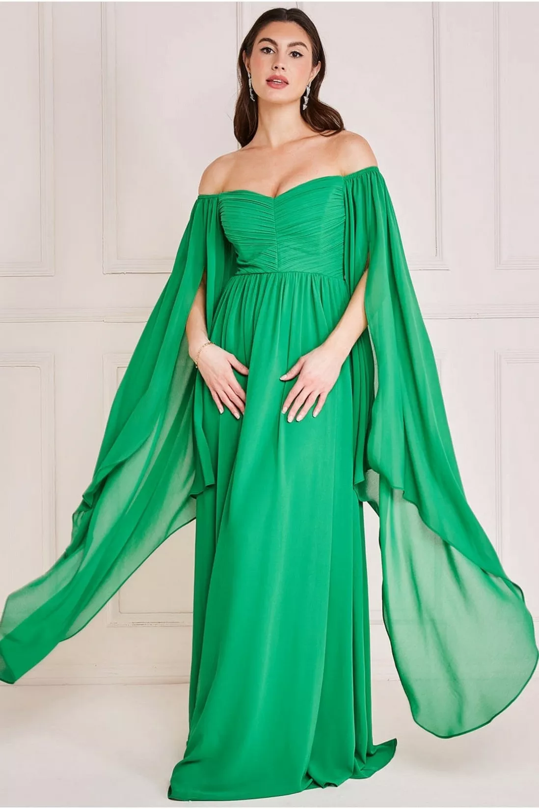 Discover the elegance of green maxi dresses in our latest post, featuring a curated collection that blends timeless charm with contemporary style. Perfect for any occasion, from casual outings to formal events. Green Maxi Dress | Green Maxi Dresses | Green Dress | Emerald Green Dress | Green Dress Outfit | Maxi Dresses | Summer Maxi Dress | Spring Dress | Green Summer Dress