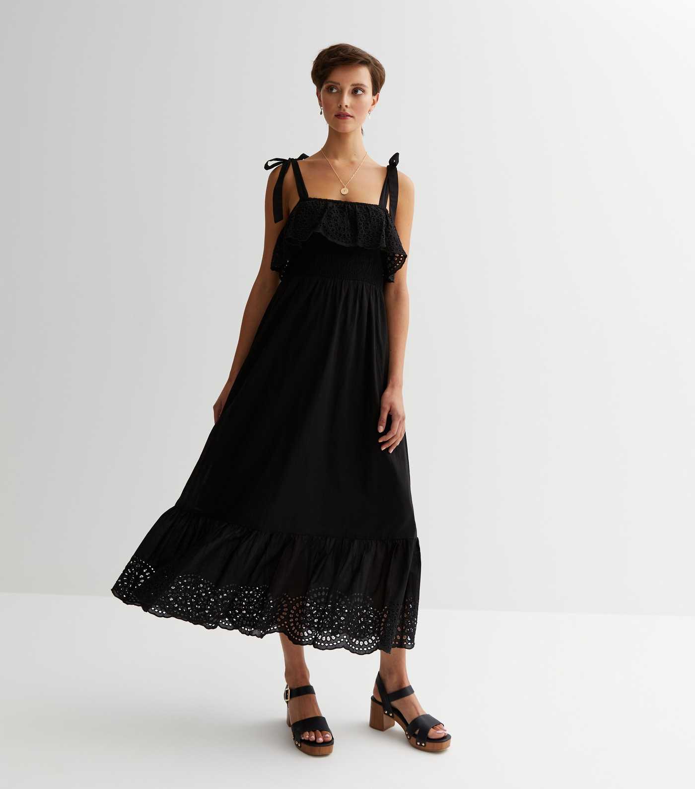 The Quintessential Black Summer Dresses: A Blend of Style, Comfort, and Elegance - ItsAllBee ...