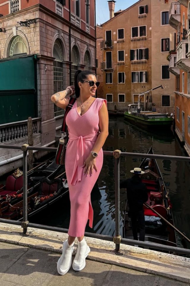 Discover the perfect outfits for every Venetian adventure with our ultimate Venice style guide. Explore 50 tailored outfit ideas that blend comfort with elegance, ensuring you look chic while navigating the enchanting streets and canals of Venice. Venice Italy Aesthetic | Venice Italy Outfit | Venice Travel Outfit | Italy Outfit | Europe Outfit | Italy Outfit Summer | Italy Summer Outfit | Spring | Fall | Spring Outfits | Italy Outfits Winter | Italy Outfit Fall | Casual Summer Outfit #venice Discover the perfect outfits for every Venetian adventure with our ultimate Venice style guide. Explore 50 tailored outfit ideas that blend comfort with elegance, ensuring you look chic while navigating the enchanting streets and canals of Venice. Venice Italy Aesthetic | Venice Italy Outfit | Venice Travel Outfit | Italy Outfit | Europe Outfit | Italy Outfit Summer | Italy Summer Outfit | Spring | Fall | Spring Outfits | Italy Outfits Winter | Italy Outfit Fall | Casual Summer Outfit #venice