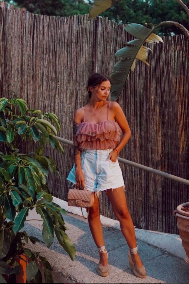 23 Stylish Ibiza Outfit Ideas What To Wear For Every Occasion Ibiza Outfit Ideas G 3 640x960