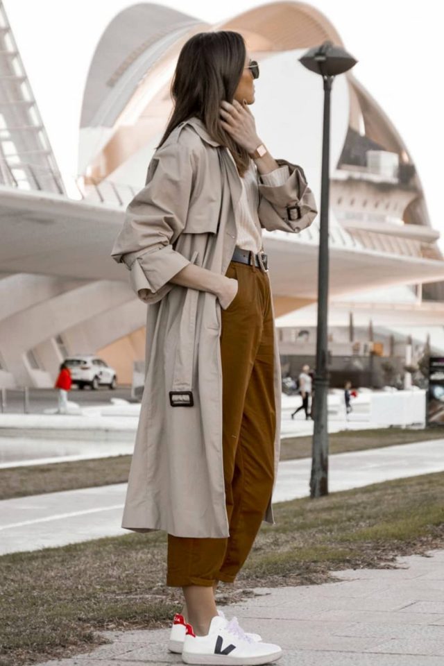 Explore versatile and stylish Veja sneaker outfit ideas perfect for brunch, exploring, casual outings, and more. Discover how to pair these eco-friendly sneakers with chic blazers, cozy knit dresses, denim co-ords, and trendy lounge sets for a polished yet comfortable look. Veja Sneakers Outfit, Veja Sneakers, Veja Schuhe Damen Outfit, Veja Venturi Outfit, White Sneakers Outfit, Veja Venturi, White Sneakers, Veja Explore versatile and stylish Veja sneaker outfit ideas perfect for brunch, exploring, casual outings, and more. Discover how to pair these eco-friendly sneakers with chic blazers, cozy knit dresses, denim co-ords, and trendy lounge sets for a polished yet comfortable look.Veja Sneakers Outfit, Veja Sneakers, Veja Schuhe Damen Outfit, Veja Venturi Outfit, White Sneakers Outfit, Veja Venturi, White Sneakers, Veja
