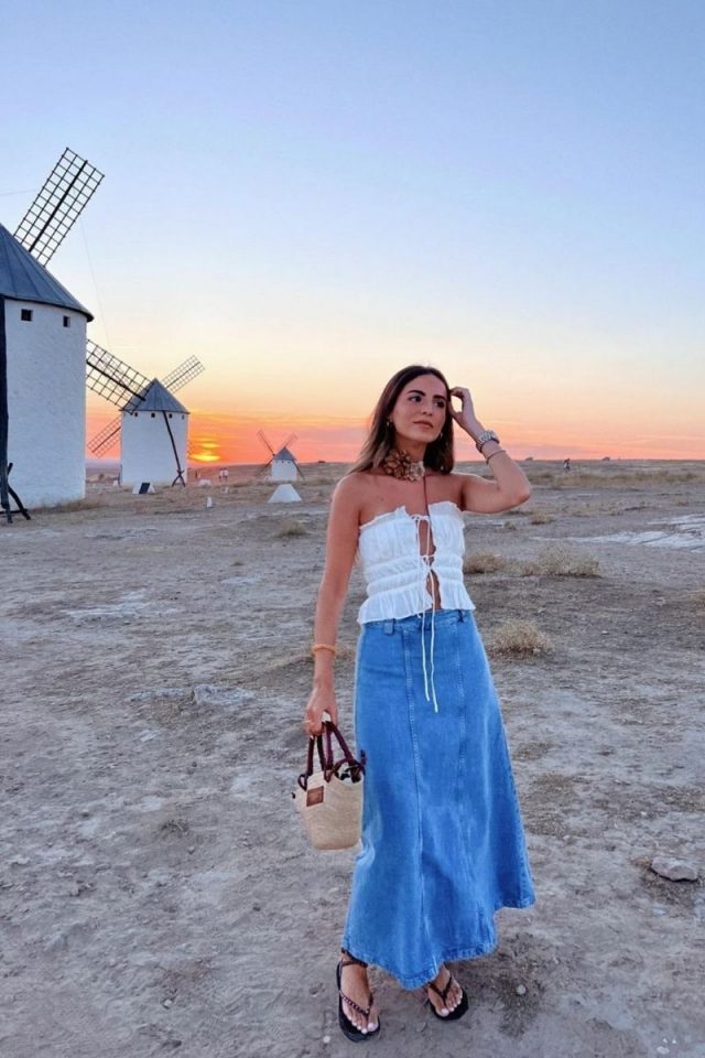 Discover stylish denim maxi skirt outfit ideas perfect for brunch, exploring, casual outings, and more. Get tips on how to balance your silhouette, choose the right footwear, and accessorize to elevate your look. Denim Maxi Skirts, Denim Maxi Skirt Outfit, Summer Outfit, Outfit Ideas, Denim Skirt Outfit Summer, Denim Skirt Outfit Ideas, Denim Skirt Outfit Winter, Denim Skirt Styling, Denim Skirts Long, Skirts Outfits, Style, Denim Skirt Longer, Denim Skirts Outfits Ideas, Skirt Outfit Aesthetic Discover stylish denim maxi skirt outfit ideas perfect for brunch, exploring, casual outings, and more. Get tips on how to balance your silhouette, choose the right footwear, and accessorize to elevate your look. Denim Maxi Skirts, Denim Maxi Skirt Outfit, Summer Outfit, Outfit Ideas, Denim Skirt Outfit Summer, Denim Skirt Outfit Ideas, Denim Skirt Outfit Winter, Denim Skirt Styling, Denim Skirts Long, Skirts Outfits, Style, Denim Skirt Longer, Denim Skirts Outfits Ideas, Skirt Outfit Aesthetic