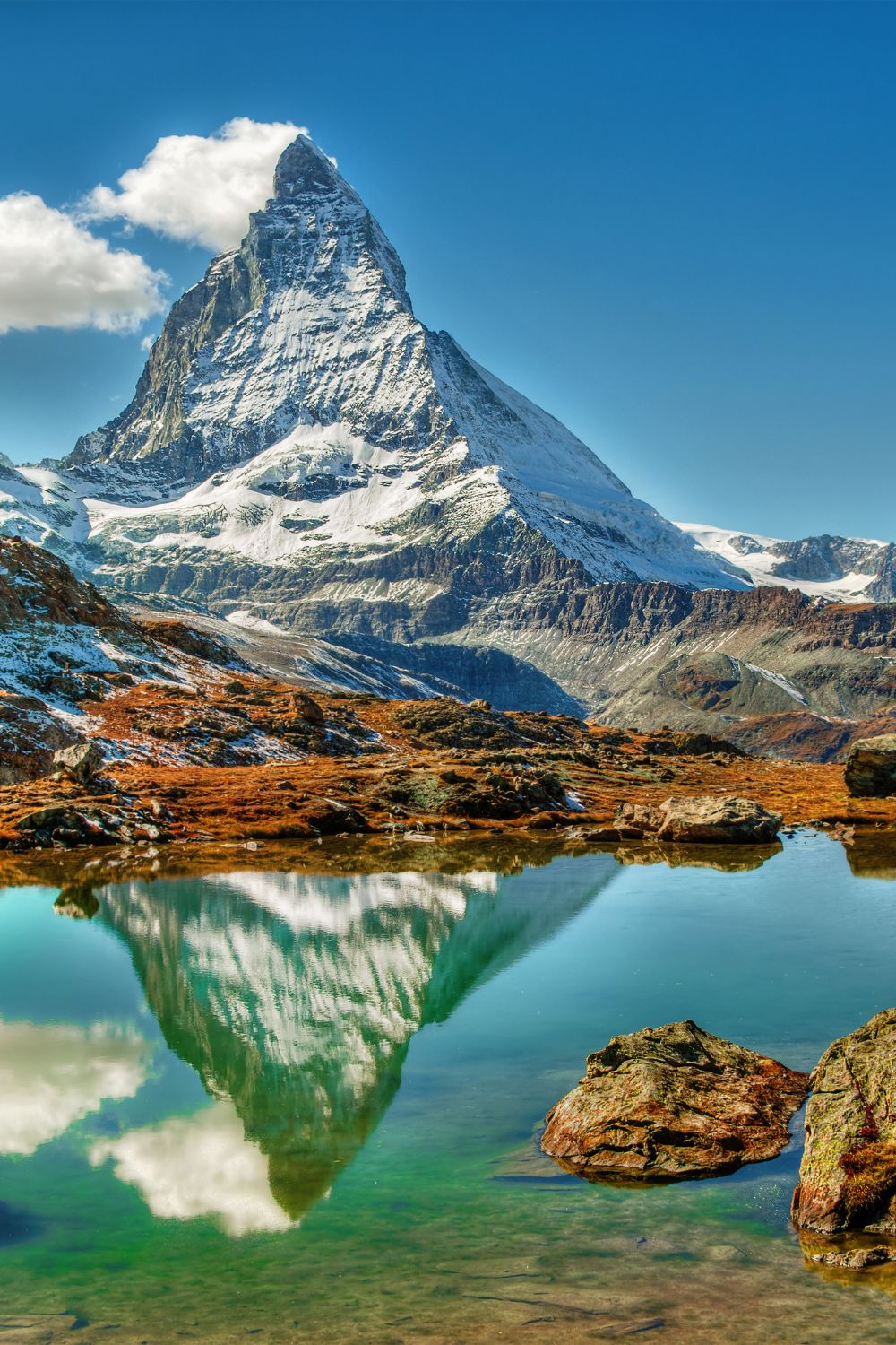 Explore the perfect 11–13 day itinerary through London, Paris, and Switzerland—complete with where to stay, what to see, and how to travel between each iconic destination. London Paris Switzerland Itinerary, Paris Itinerary, London Itinerary, Europe Itinerary, London Paris Switzerland Italy, Italy Itinerary, Things To Do, London Travel Tips, London Things To Do, Paris Things To Do, Paris At Night, Best Tours, Where To Stay